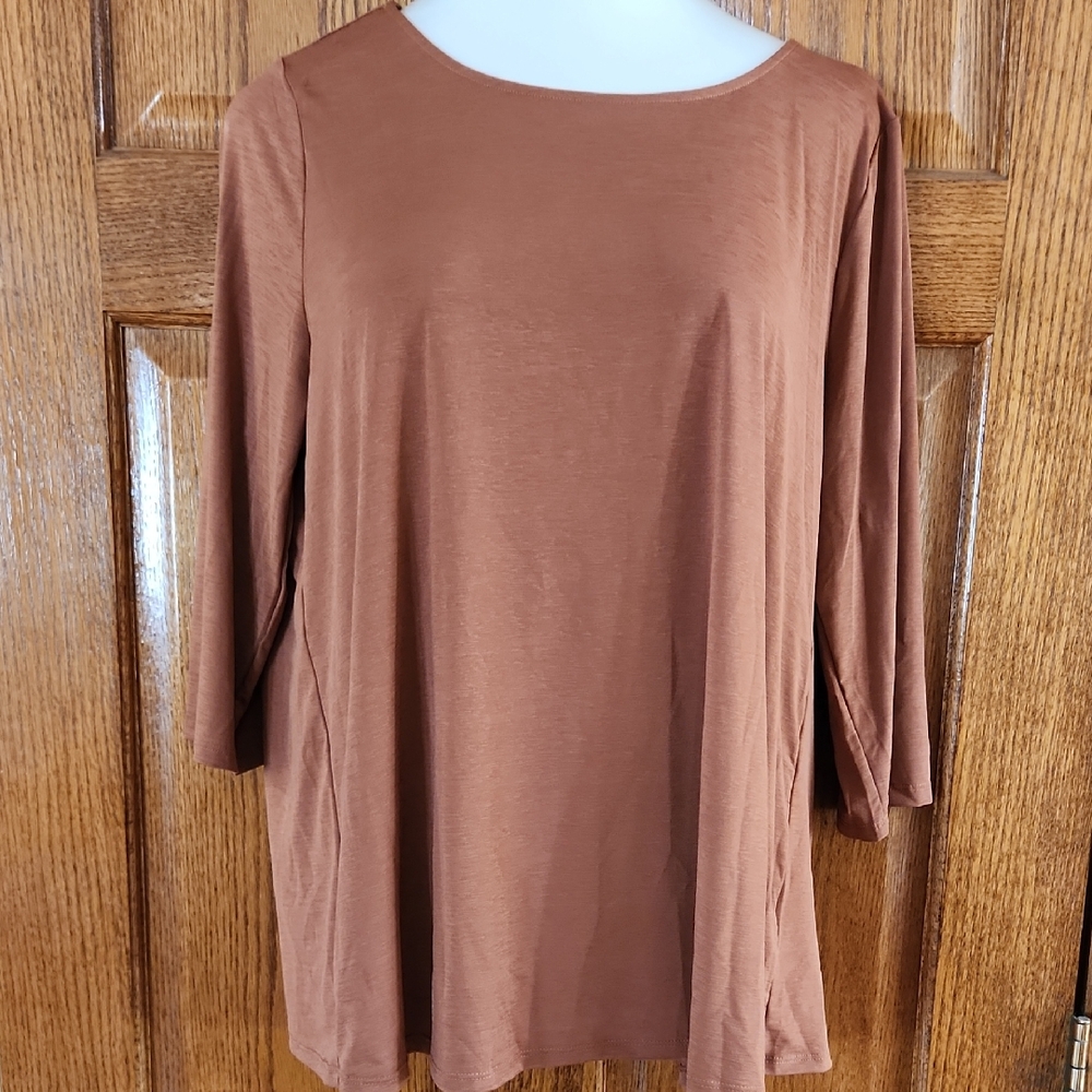 Dear Scarlett Women's Rust Top